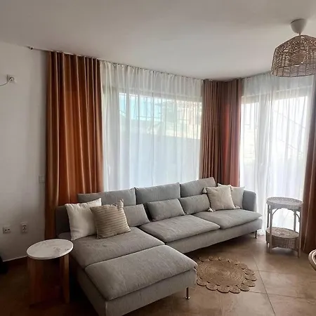Panorama Bay-serenity Haven Burgas Stad