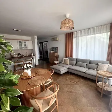 Apartment Panorama Bay-serenity Haven Burgas